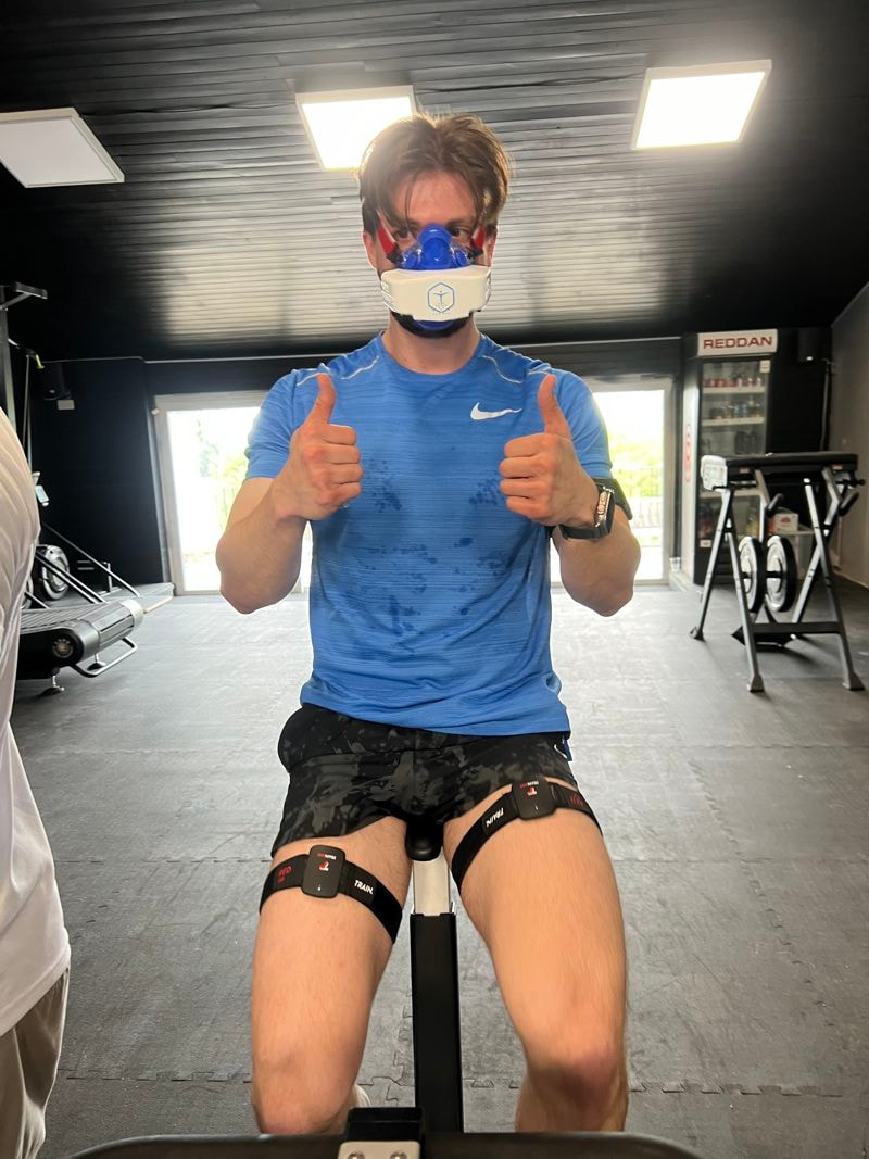 Jack Johnson completes his C2 Bike VO2 Max assessment with Theorem Metabolic